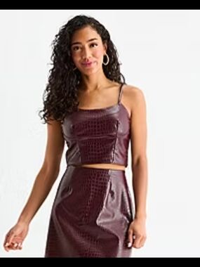 BOLD elements Plum Croc-Embossed Faux Leather Crop Top Sz L